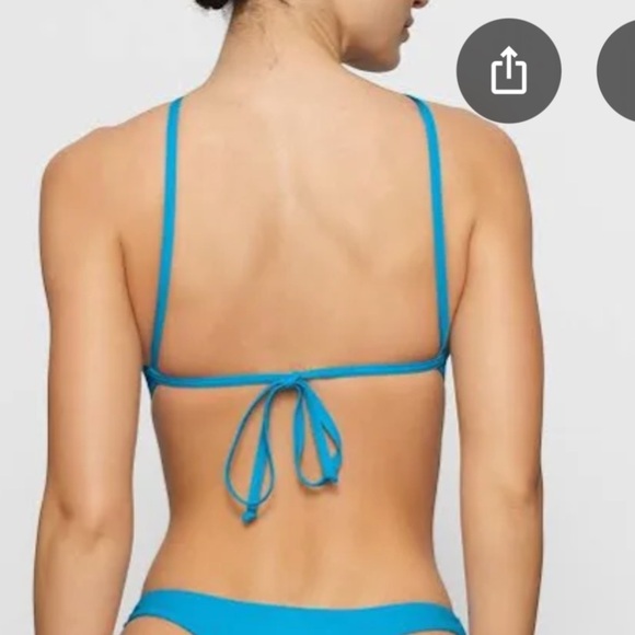 SKIMS Halter Bikini Top in Turquoise Size XS - Picture 2 of 5